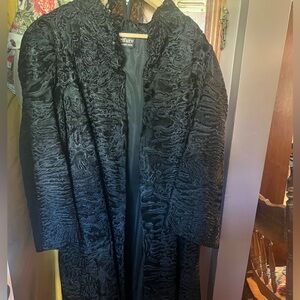 Beautiful Persian Wool coat full length Original from LAquila Italy.